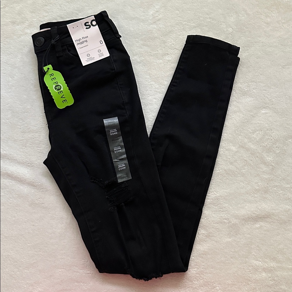 NWT SO Black High-Waisted jeggings Jeans size 0